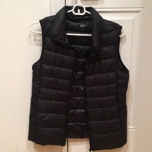 Uniqlo vest